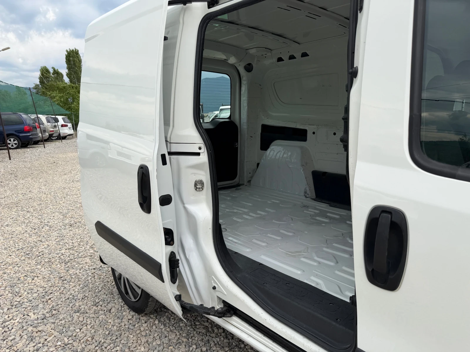 Fiat Doblo 1.4T-JET-120PS-МАКСИ-КЛИМАТИК-МЕТАН, снимка 10 - Автомобили и джипове - 55287333