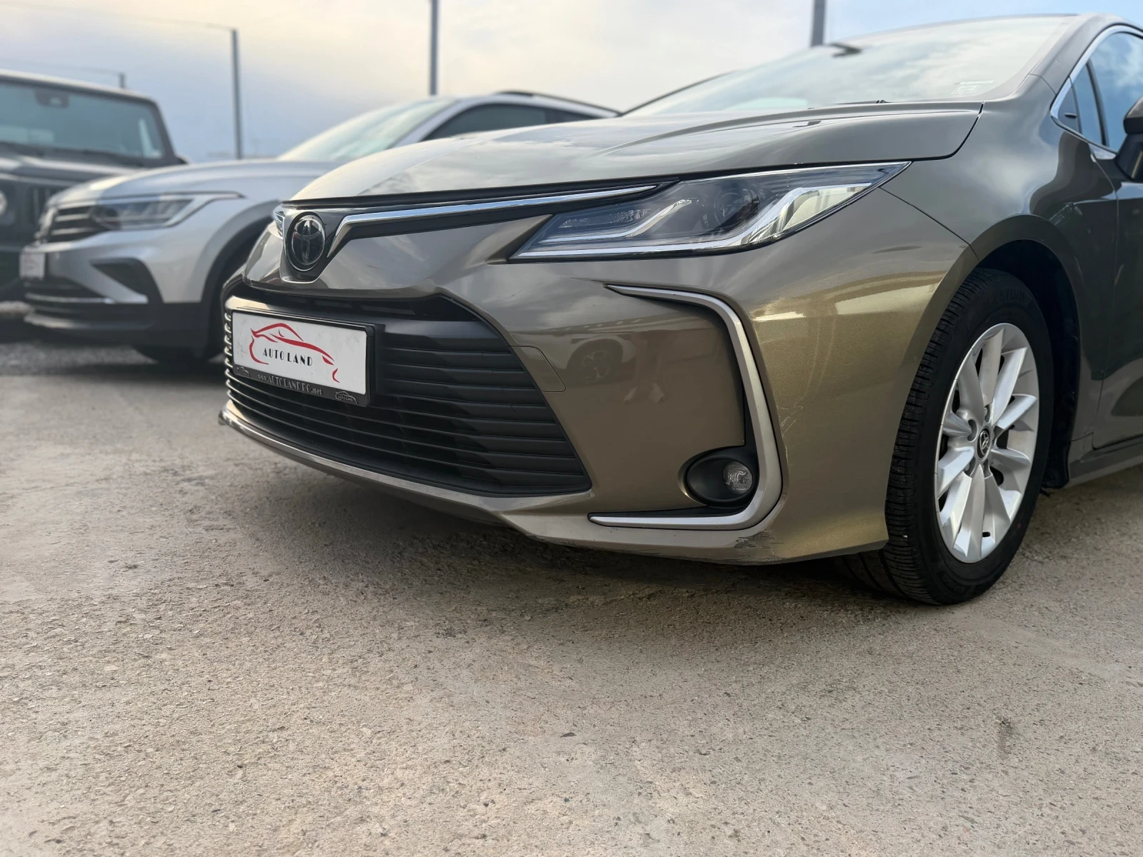 Toyota Corolla LED/NAVI/CARPLAY/CAM/СОБСТВЕН ЛИЗИНГ, снимка 4 - Автомобили и джипове - 55817021