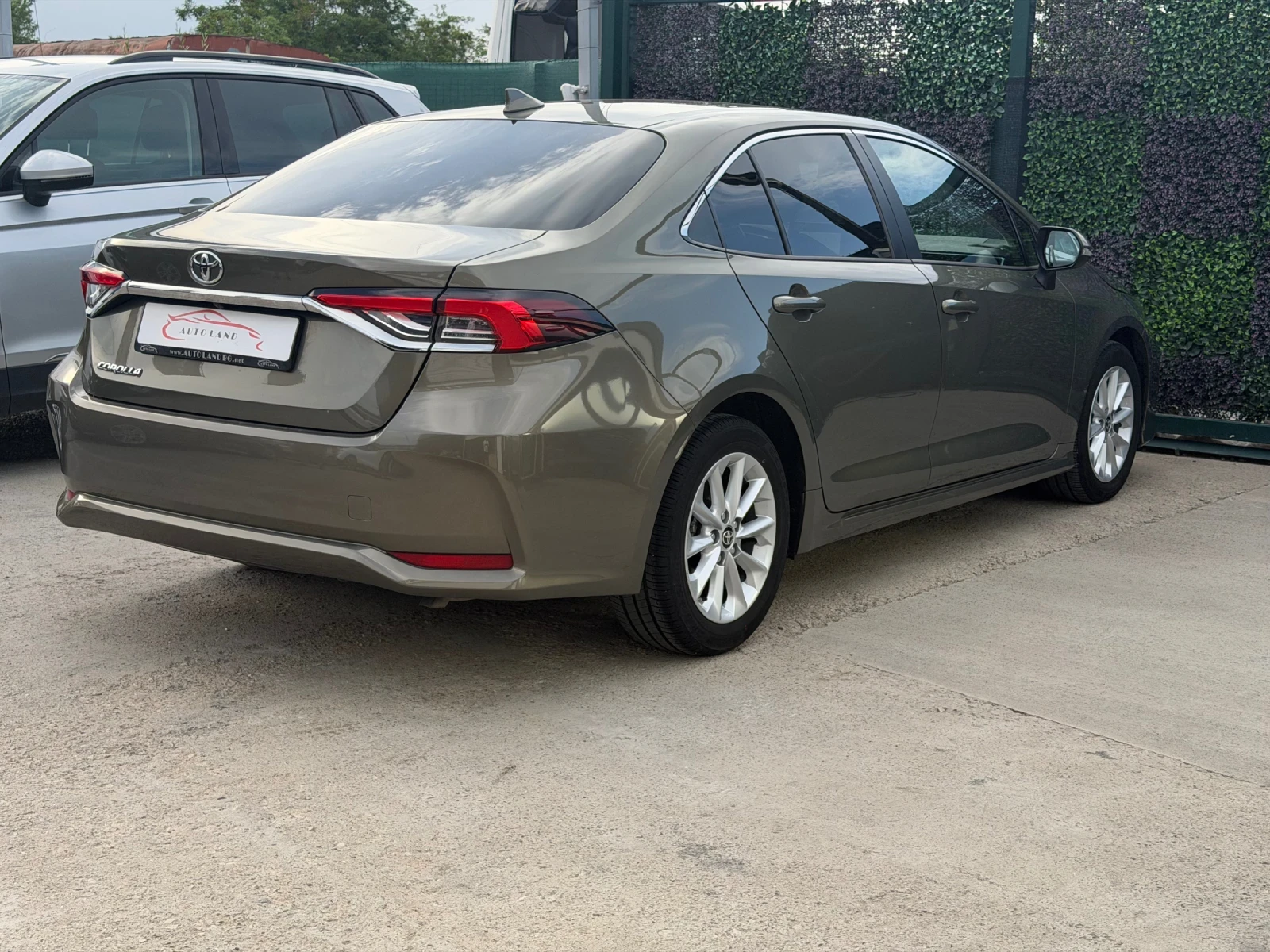 Toyota Corolla LED/NAVI/CARPLAY/CAM/СОБСТВЕН ЛИЗИНГ, снимка 7 - Автомобили и джипове - 55817021