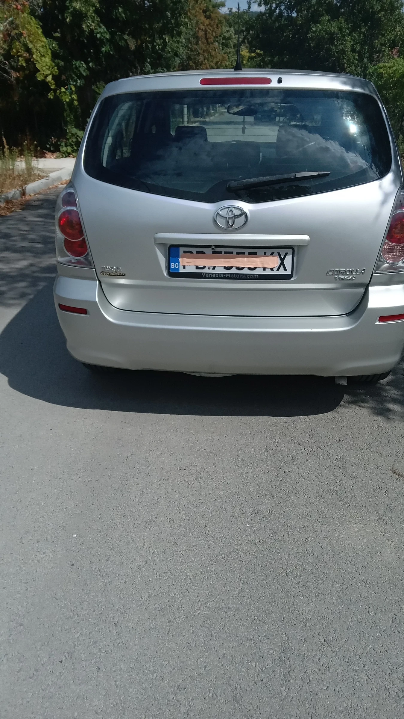 Toyota Corolla verso, снимка 3 - Автомобили и джипове - 55981158