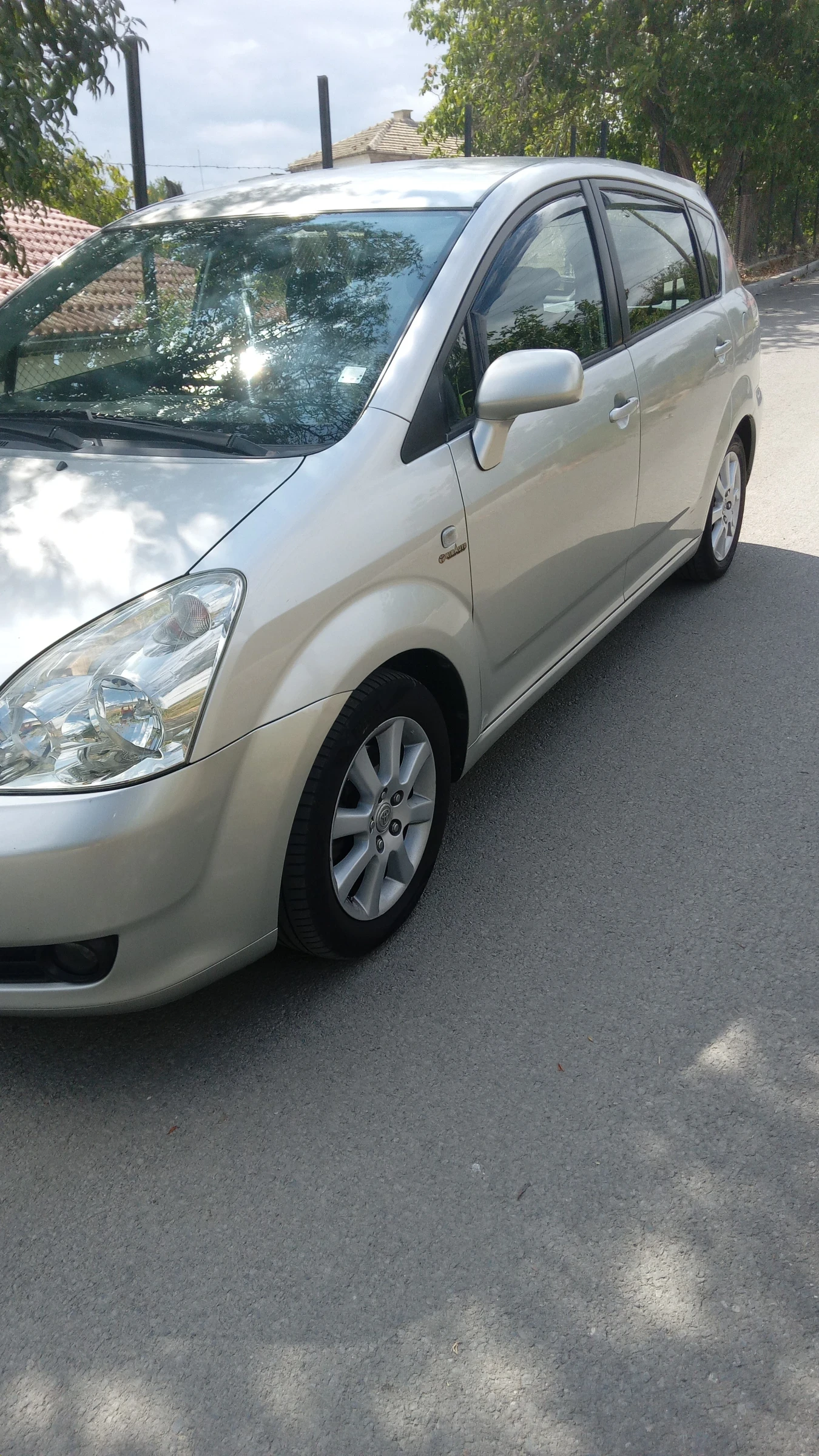 Toyota Corolla verso, снимка 14 - Автомобили и джипове - 55981158