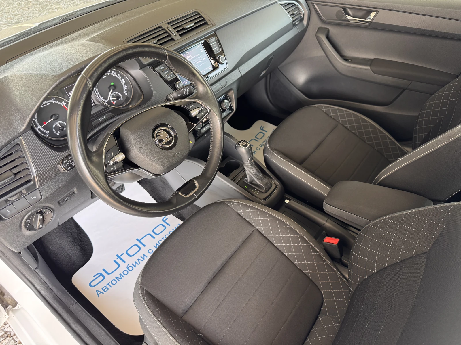 Skoda Fabia AMBITION/1.0TSI/95k.c./7AT, снимка 7 - Автомобили и джипове - 56105212