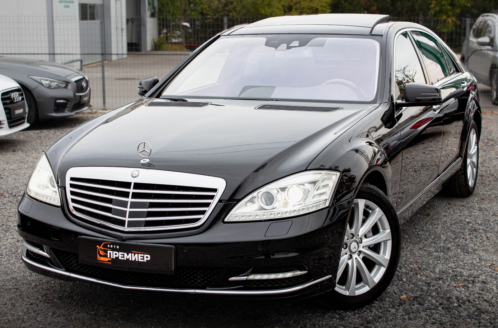 Mercedes-Benz S 500 Long-V8-388hp