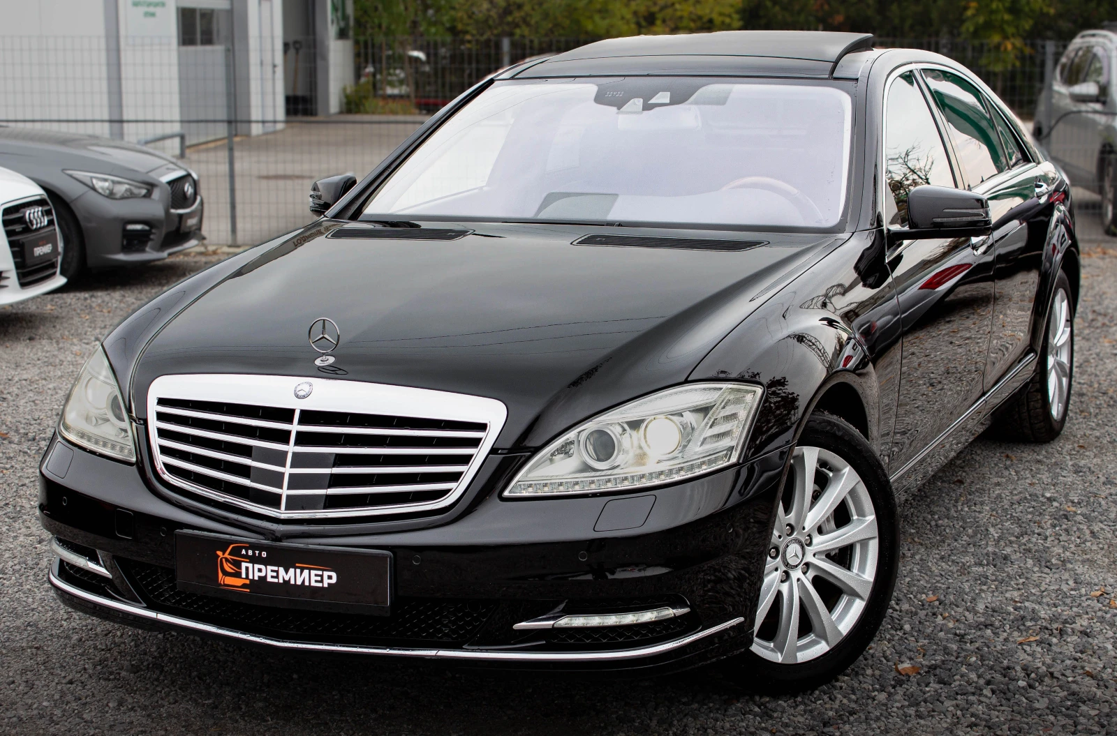 Mercedes-Benz S 500 Long-V8-388hp