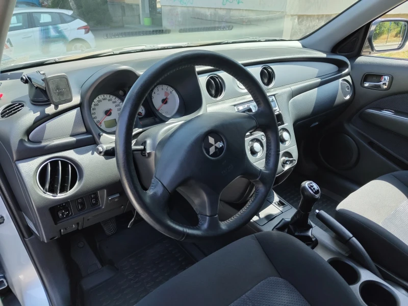 Mitsubishi Outlander 2.4 бензин/газ, снимка 7 - Автомобили и джипове - 47125603