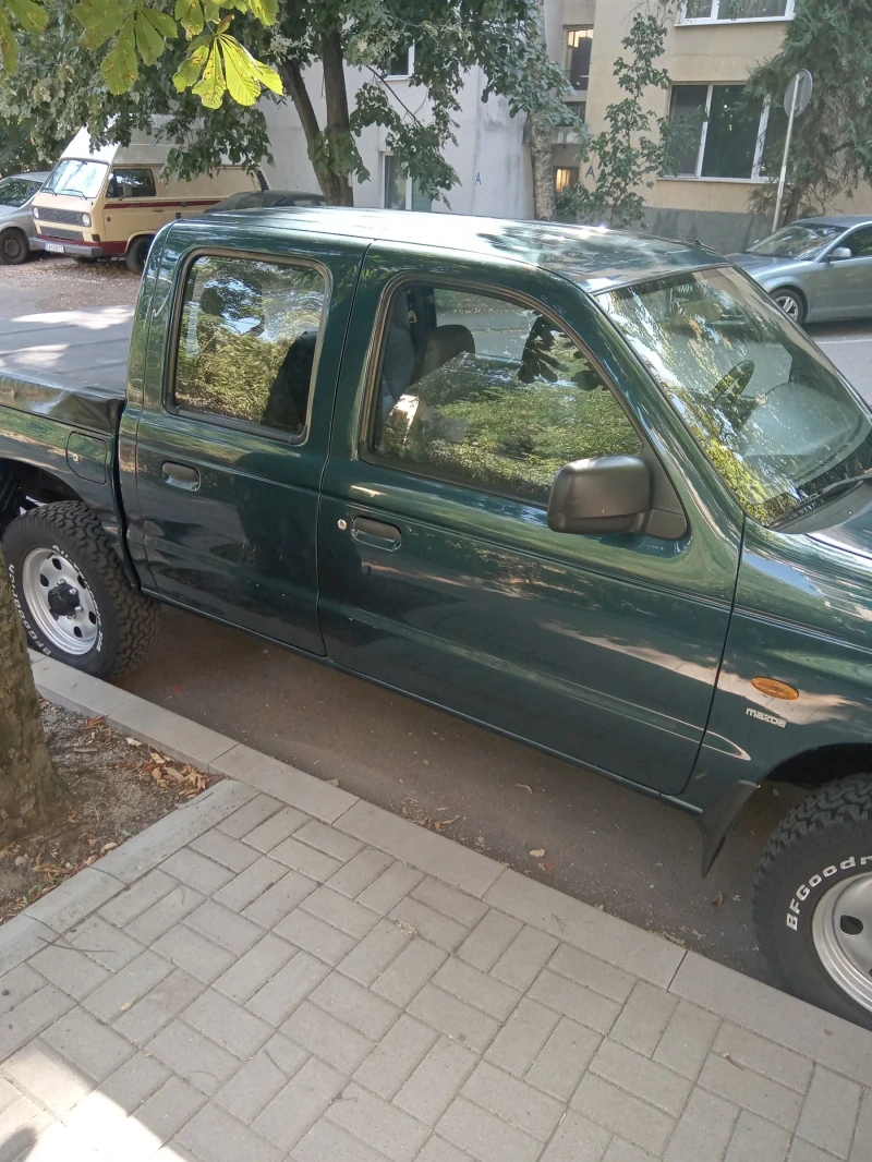 Mazda B2500 Пикап 4х4, снимка 6 - Автомобили и джипове - 47379811