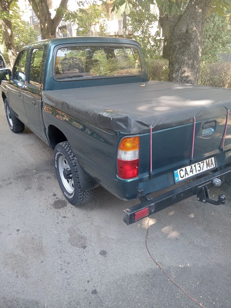 Mazda B2500 Пикап 4х4, снимка 12 - Автомобили и джипове - 47379811