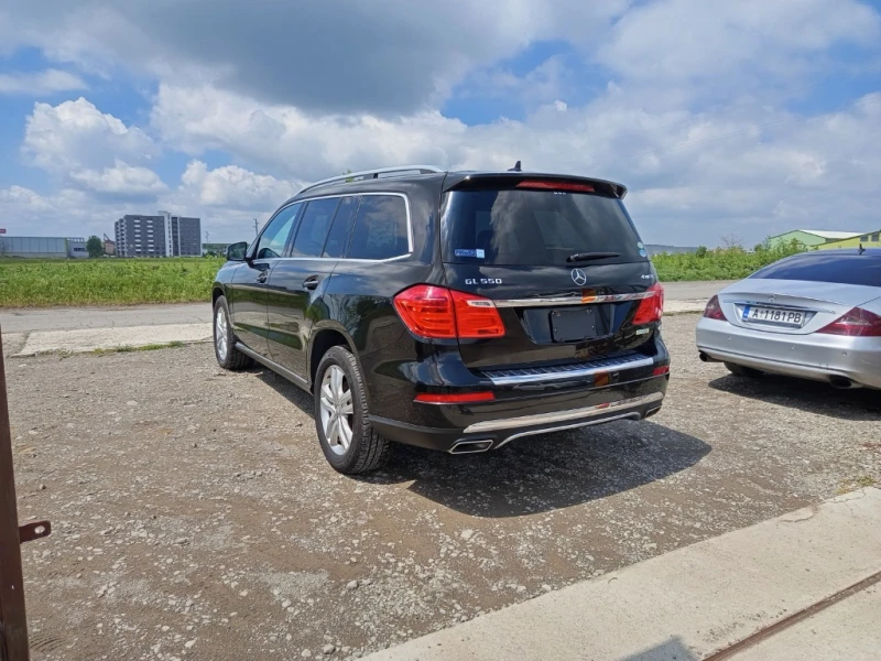 Mercedes-Benz GL 550, снимка 5 - Автомобили и джипове - 51553006