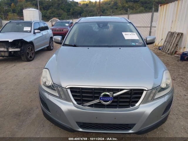 Volvo XC60 PLATINUM, снимка 11 - Автомобили и джипове - 47878959