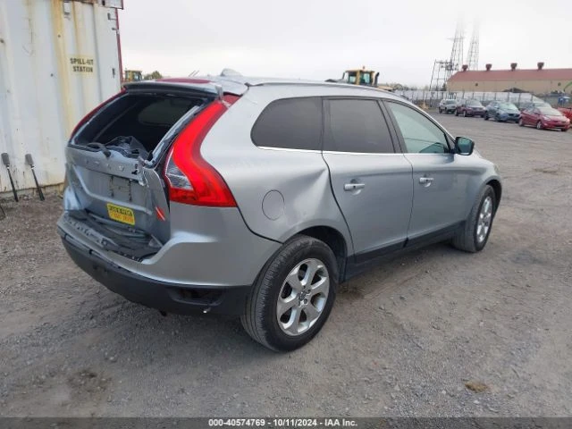 Volvo XC60 PLATINUM, снимка 4 - Автомобили и джипове - 47878959