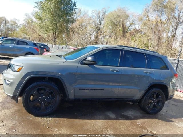Jeep Grand cherokee 3.6 4x4 UPLAND ЗАПАЗЕН ПОДГРЕВИ , снимка 3 - Автомобили и джипове - 52975487