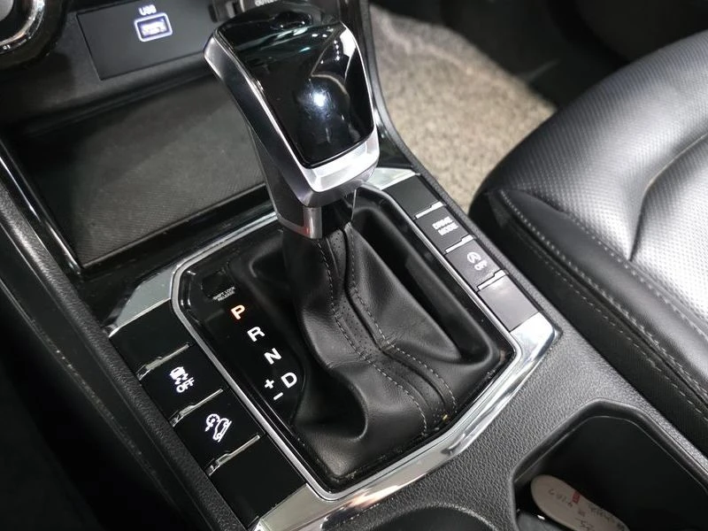 SsangYong Korando 1.5 175950 Automatic КРАЙНА ЦЕНА: 14691 EUR !!!РЕА, снимка 9 - Автомобили и джипове - 55968190