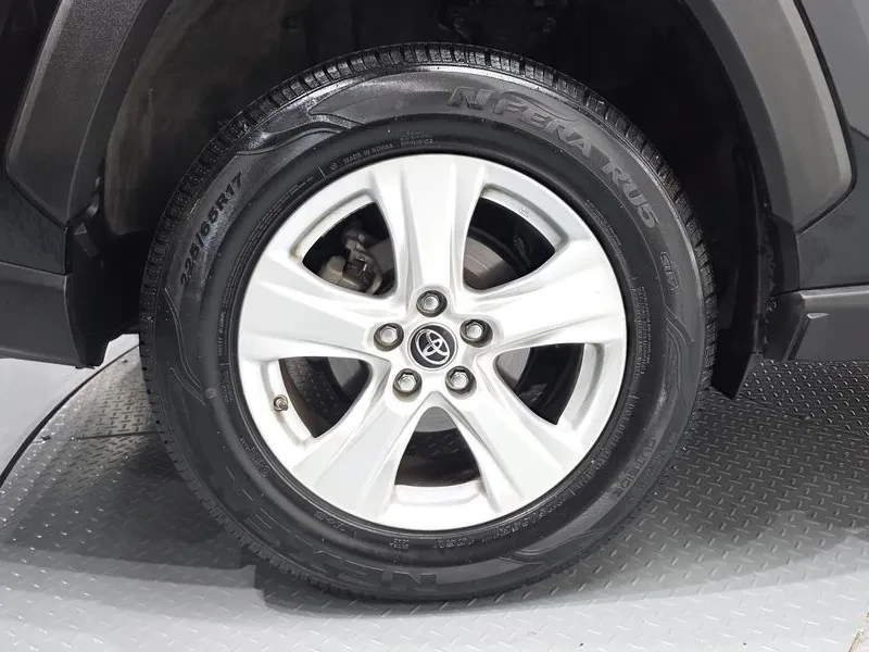 Toyota Rav4 5Th Generation 2.5 2Wd, снимка 5 - Автомобили и джипове - 56354586