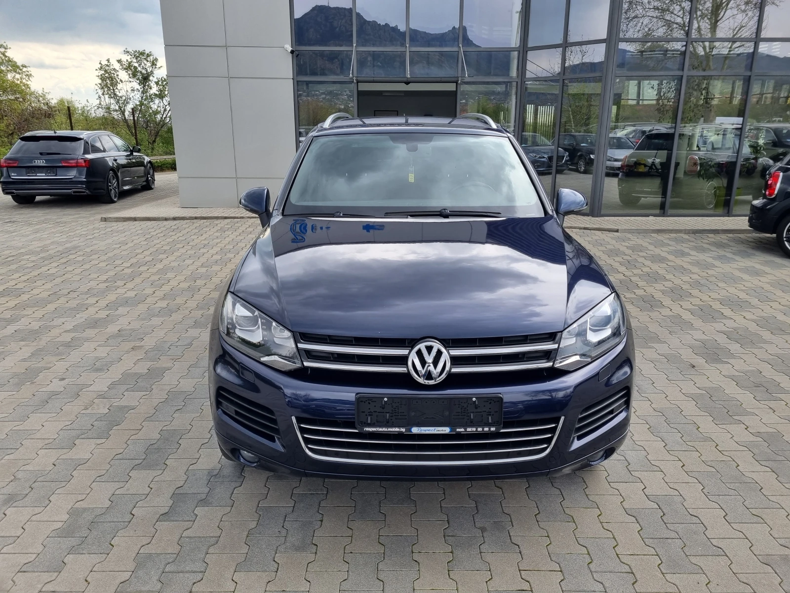 VW Touareg 3.0TDi-239ps 8 СКОРОСТИ* СЕРВИЗНА ИСТОРИЯ - изображение 2