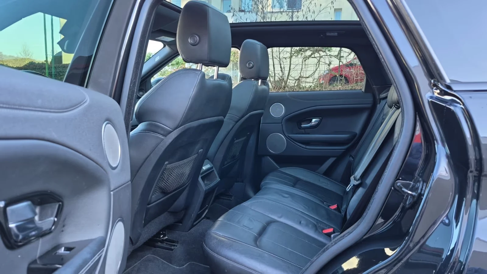 Land Rover Evoque 2.0/150HP/CAM/КОЖА/4x4/SPORT, снимка 9 - Автомобили и джипове - 53924367