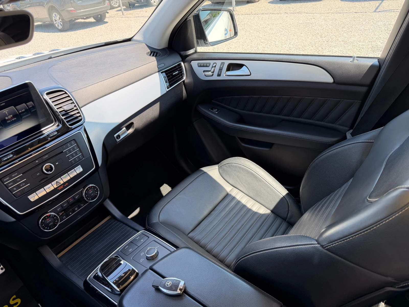 Mercedes-Benz GLE 350 AMG CUPE Топ състояние., снимка 12 - Автомобили и джипове - 54868047