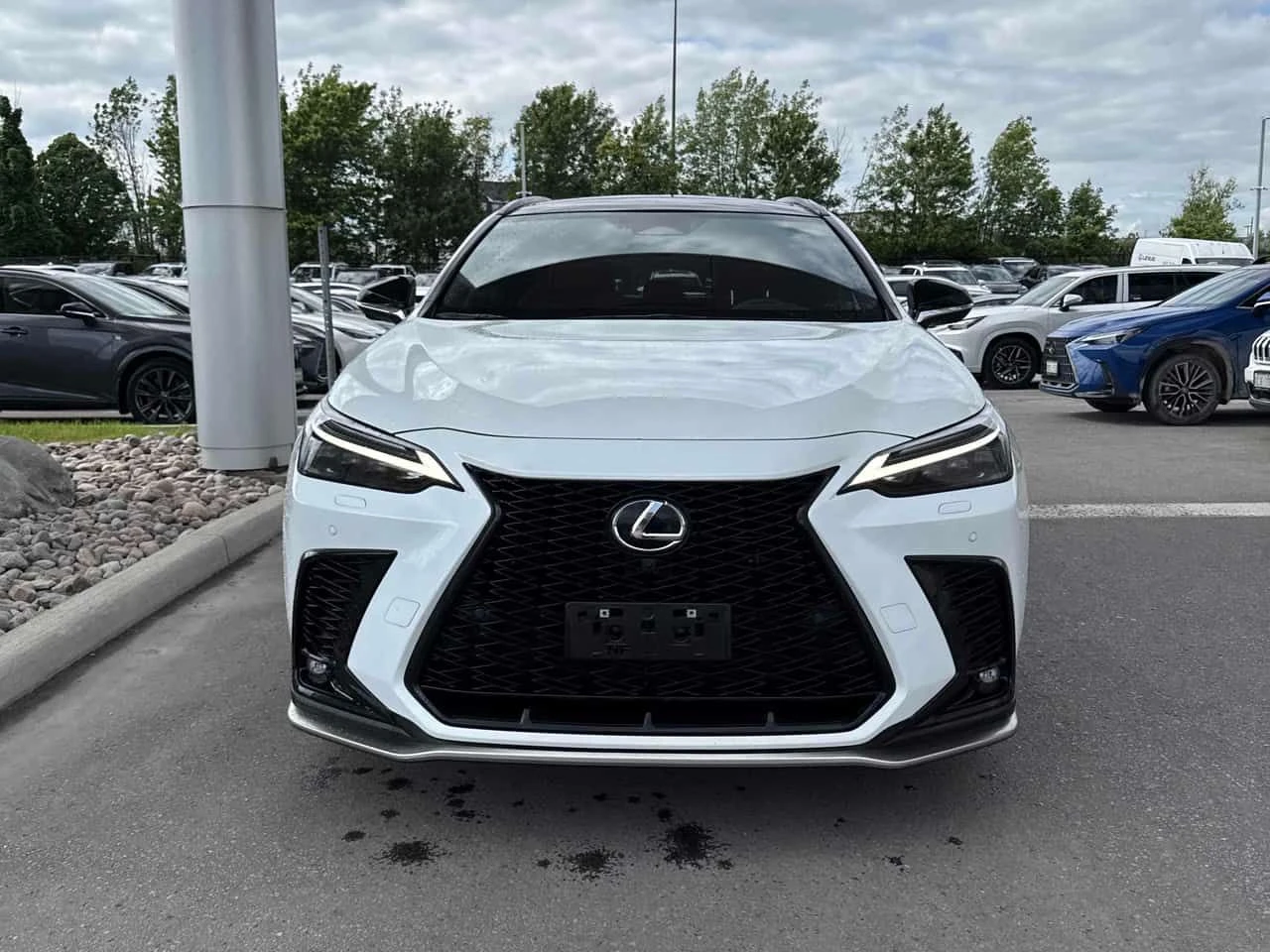 Lexus NX 450 450h+ F SPORT 3 AWD  CARFAX, снимка 6 - Автомобили и джипове - 54873966