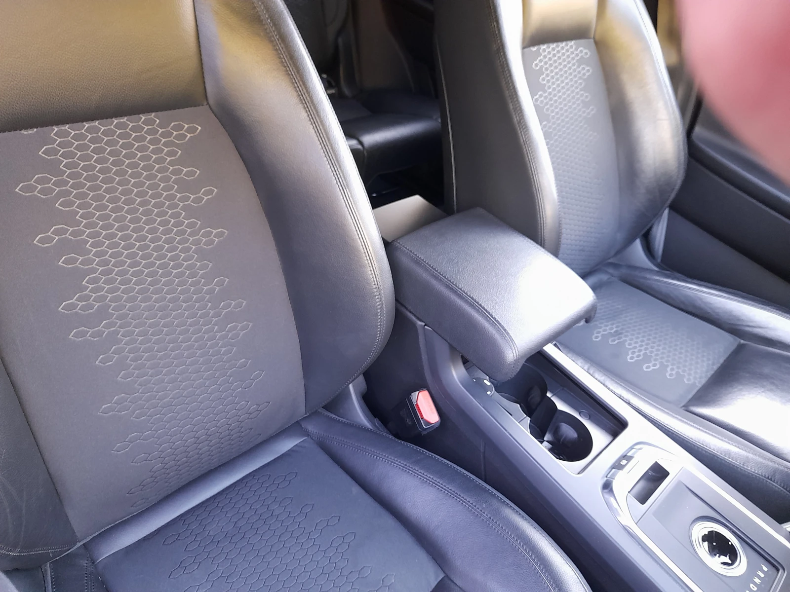 Land Rover Discovery Sport 4x4, снимка 10 - Автомобили и джипове - 55681415
