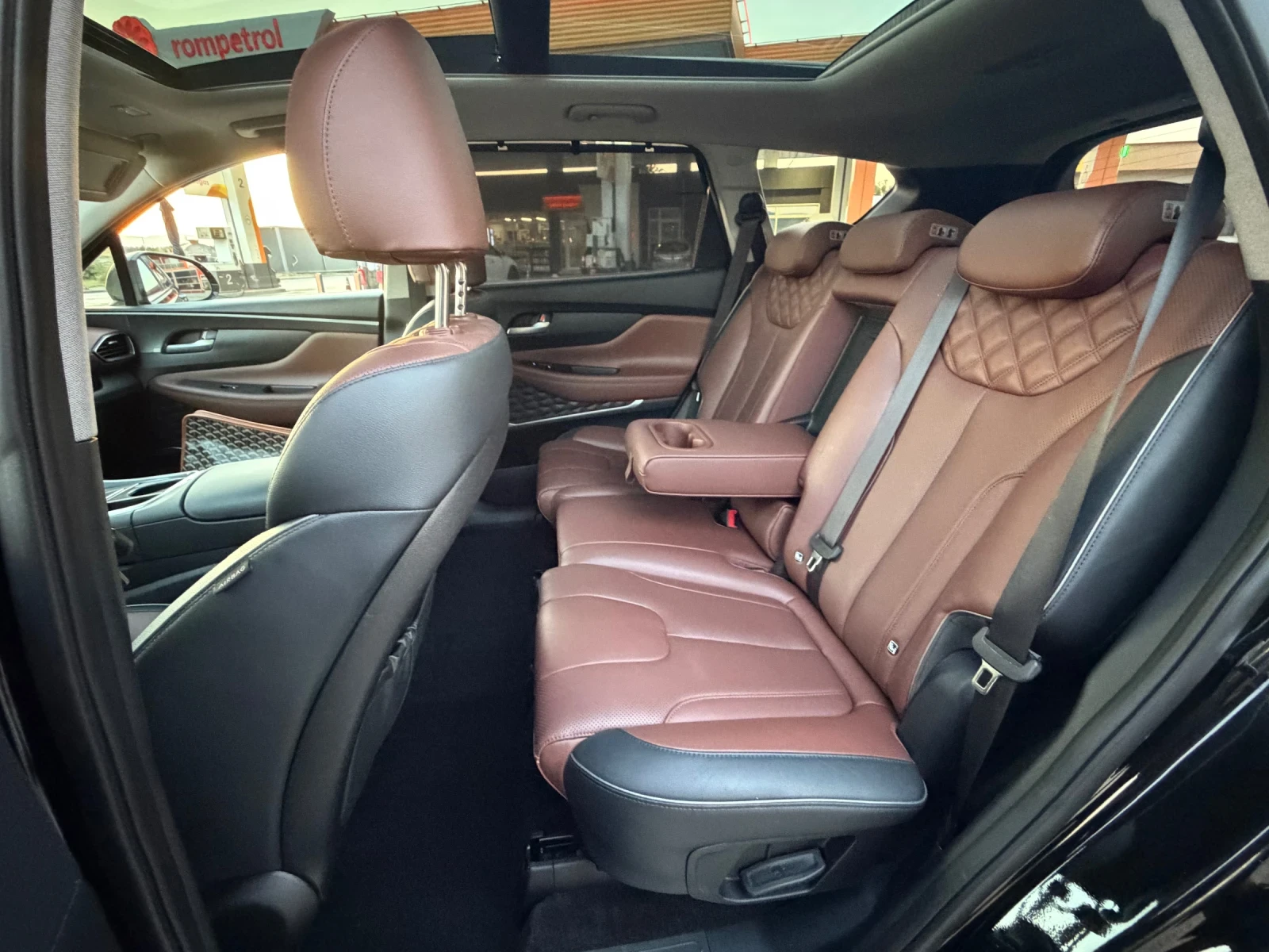 Hyundai Santa fe 1, 6 Plug-in Hybrid= Panorama= 4x4= Full | Mobile.bg � ����������� 12