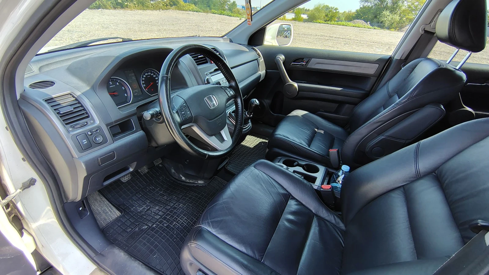 Honda Cr-v 2.2 КОЖА, ПАНОРАМА, НОВИ ГУМИ, снимка 9 - Автомобили и джипове - 56039057