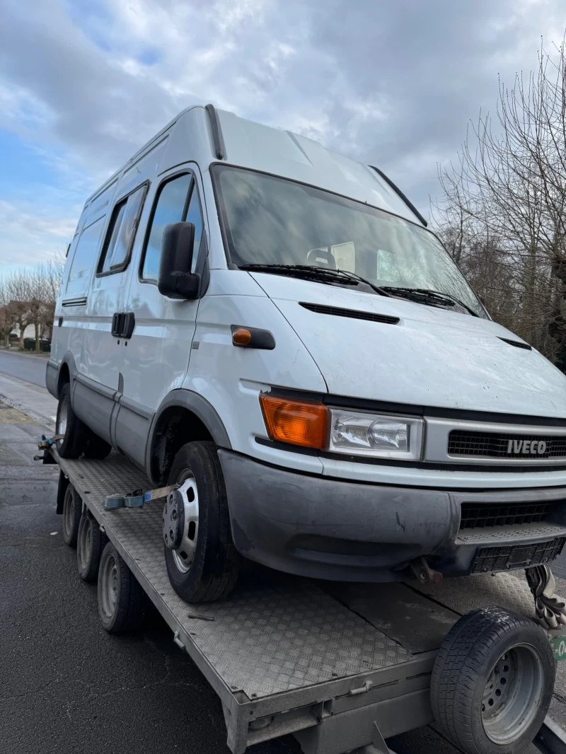 Iveco Daily Iveco Daily 40C13 2.8 , снимка 2 - Бусове и автобуси - 52865737
