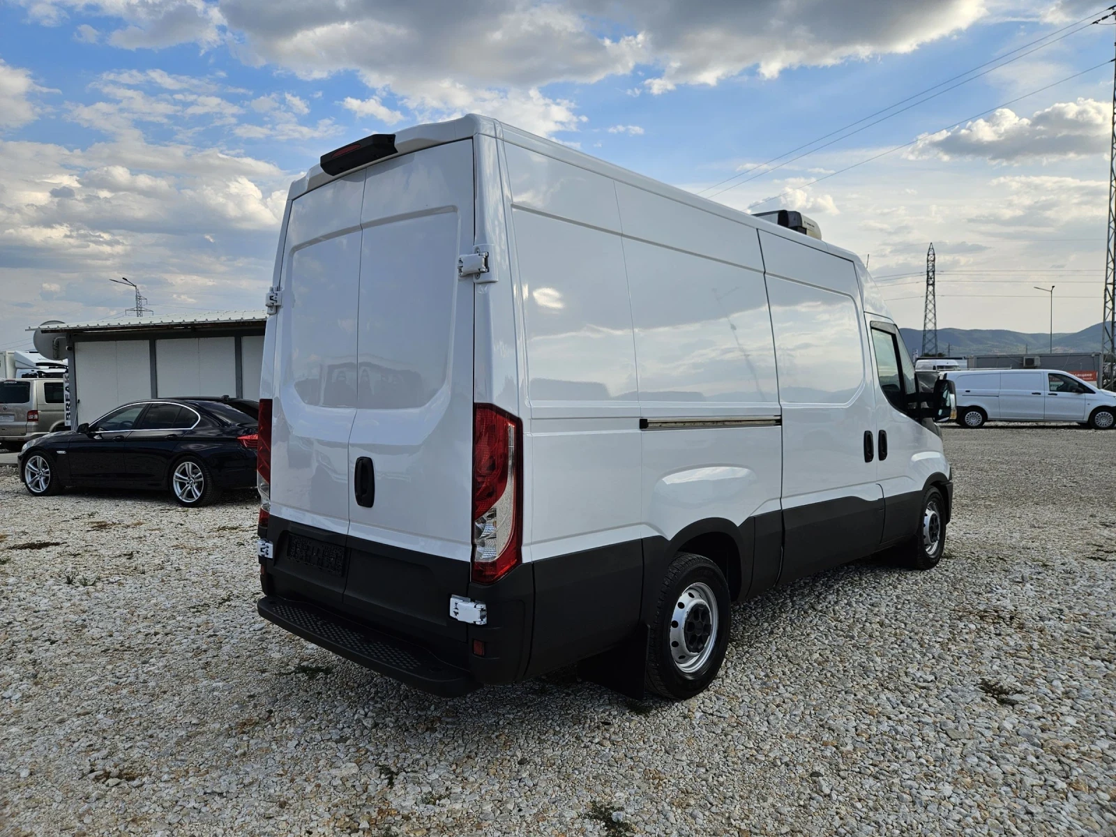 Iveco Daily 35-130, Хладилен - изображение 5