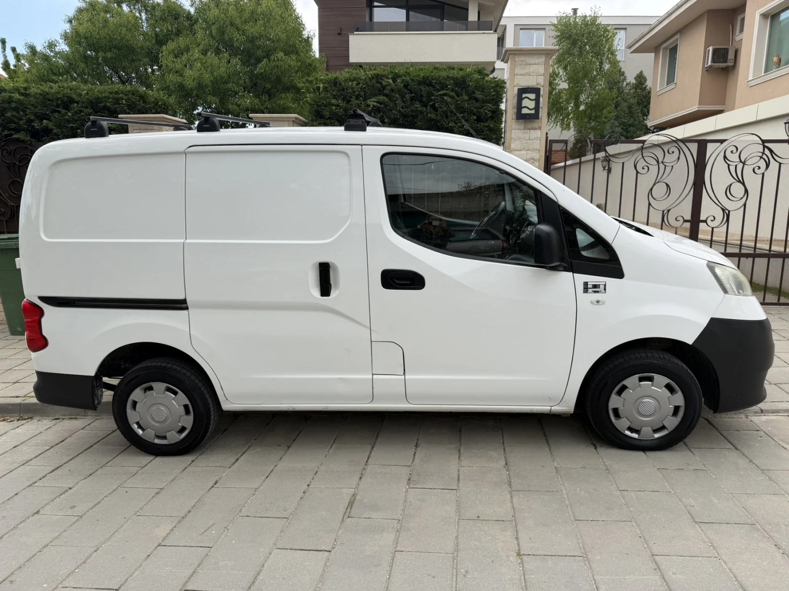Nissan NV200, снимка 2 - Бусове и автобуси - 56375148