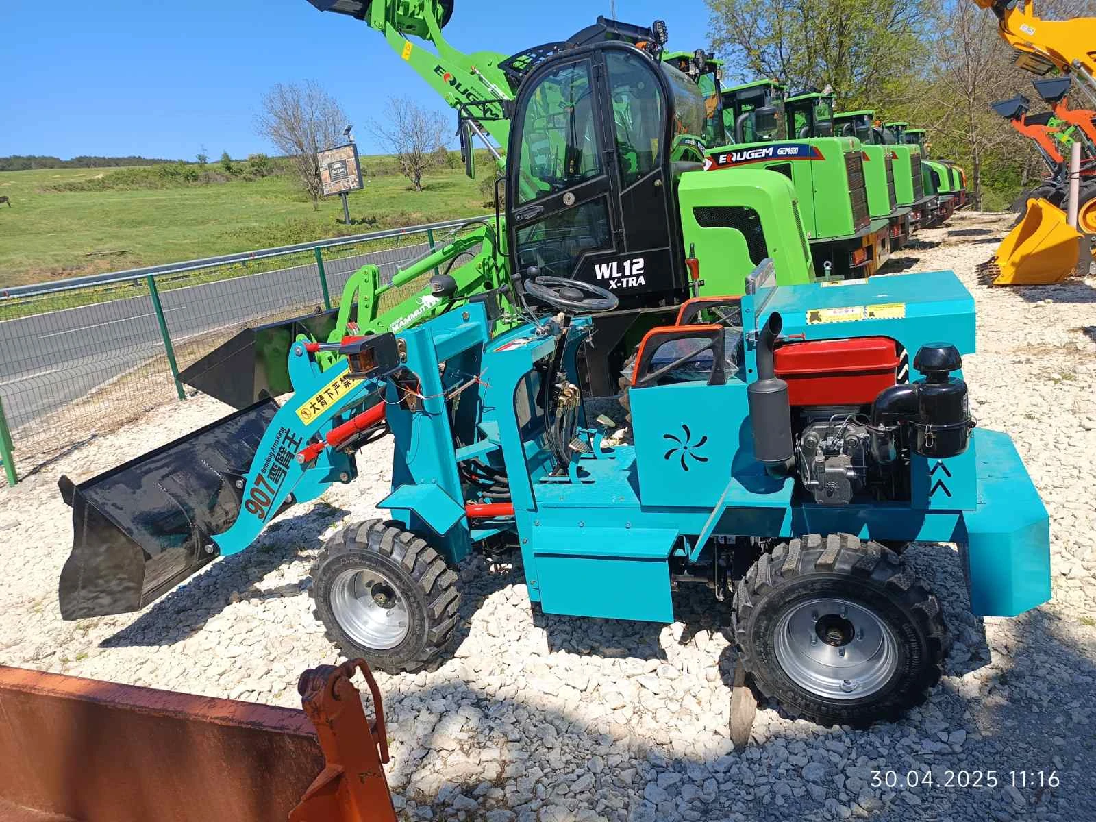 Телескопичен товарач Komatsu НОВИ ТОВАРАЧИ КИТАЙСКИ - изображение 3