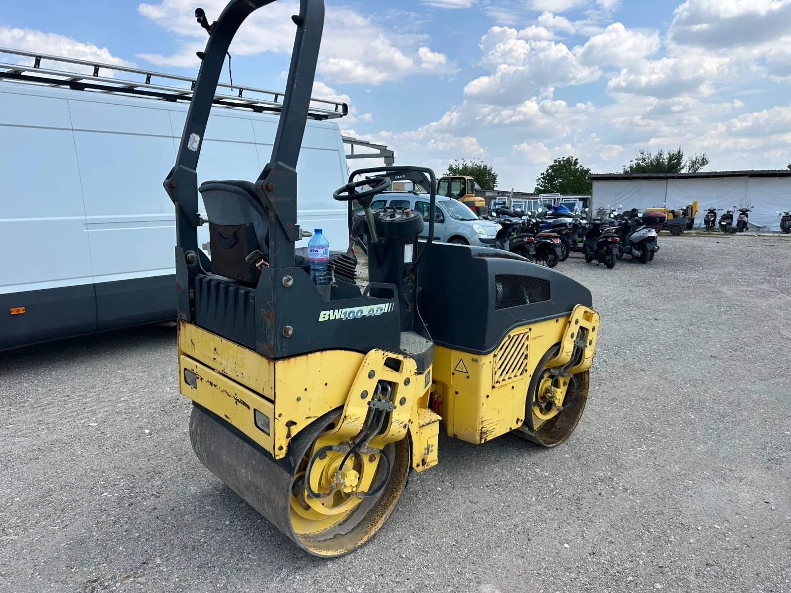 Валяк BOMAG BW100 ad-4 НАЛИЧЕН, снимка 3 - Индустриална техника - 55403626