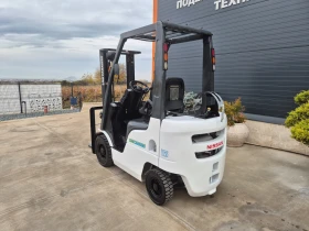 Мотокар Nissan ГАЗ + БЕНЗИН / АВТОМАТ / КАТО НОВ , снимка 3