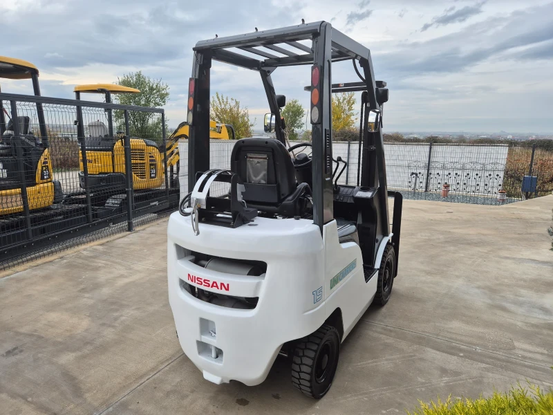 Мотокар Nissan ГАЗ + БЕНЗИН / АВТОМАТ / КАТО НОВ , снимка 5 - Индустриална техника - 49458864