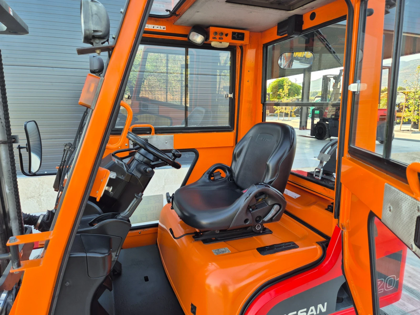  Nissan 2  /  /  /  +  /  | Mobile.bg   8