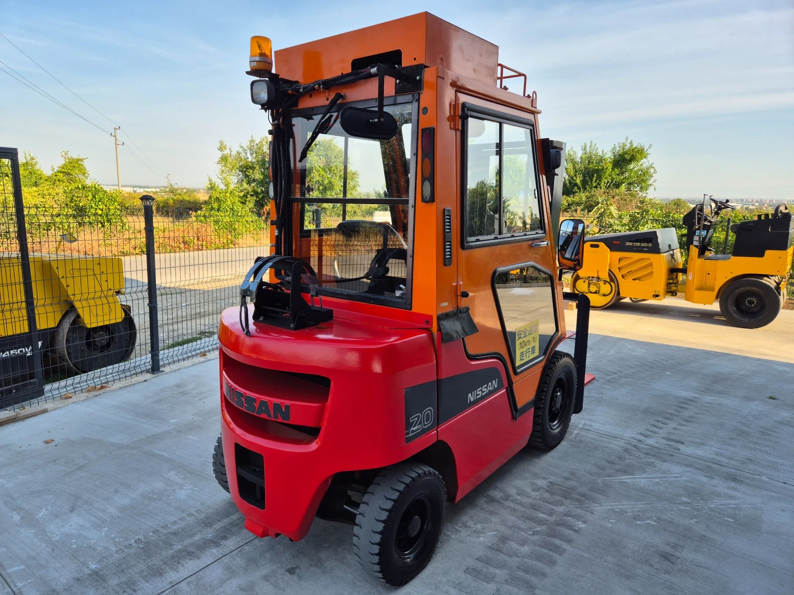  Nissan 2  /  /  /  +  /  | Mobile.bg   5