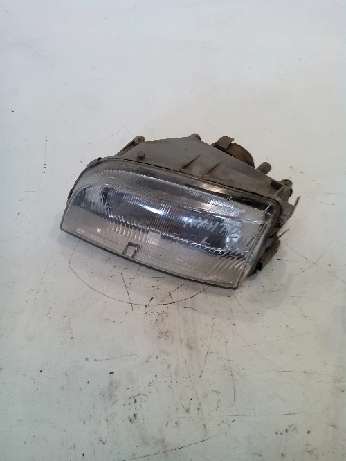 Ляв фар за фиат пунто 1.1