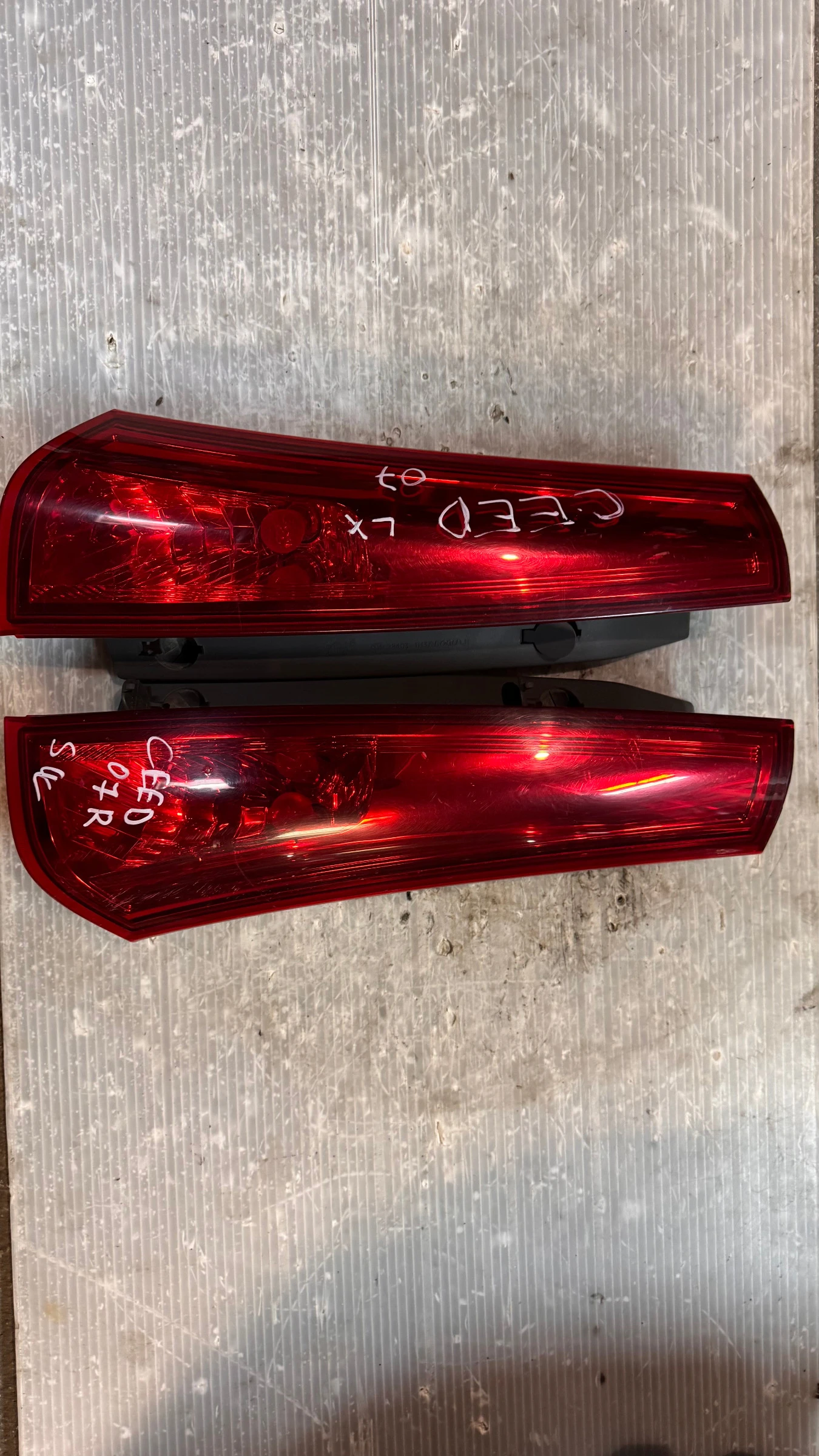 ������� �a Kia Ceed 2007 92404-1H3 / 92403-1H3 | Mobile.bg � ����������� 1