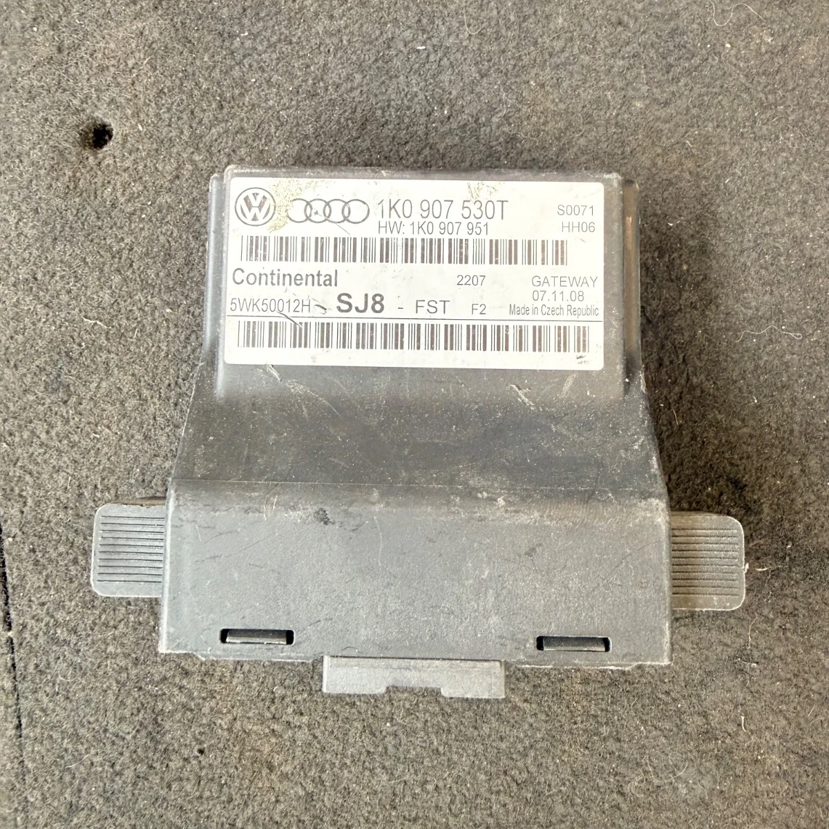 Gateway модул за Volkswagen 1K0907530T-1382