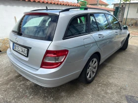 Mercedes-Benz 220, снимка 7