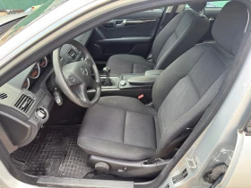 Mercedes-Benz 220, снимка 9