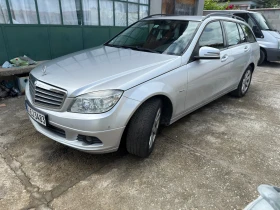 Mercedes-Benz 220, снимка 4