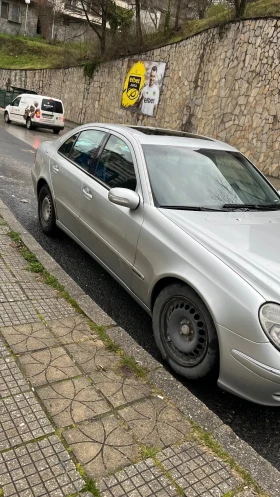 Mercedes-Benz E 270, снимка 3