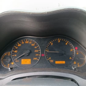 Toyota Avensis, снимка 10