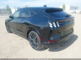 Ford Mustang Mach-E Premium, снимка 3