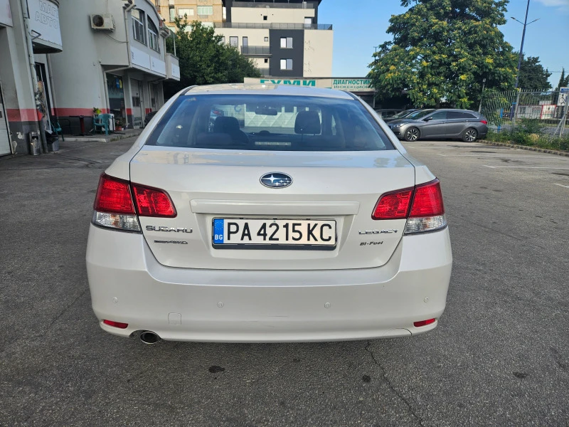 Subaru Legacy 2.0i-GAZ.INJ.-4x4-AT, снимка 4 - Автомобили и джипове - 46350219