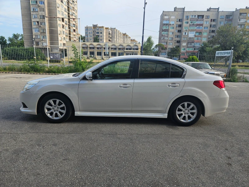 Subaru Legacy 2.0i-GAZ.INJ.-4x4-AT, снимка 2 - Автомобили и джипове - 46350219