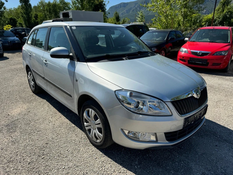 Skoda Fabia 1.2 Combi, снимка 1 - Автомобили и джипове - 46725498