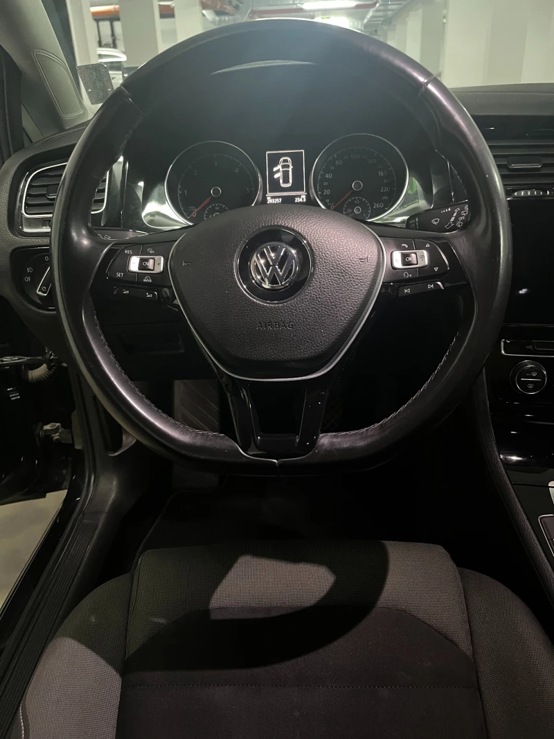 VW Golf Variant Highline 2.0 TDI DSG, снимка 11 - Автомобили и джипове - 47098470