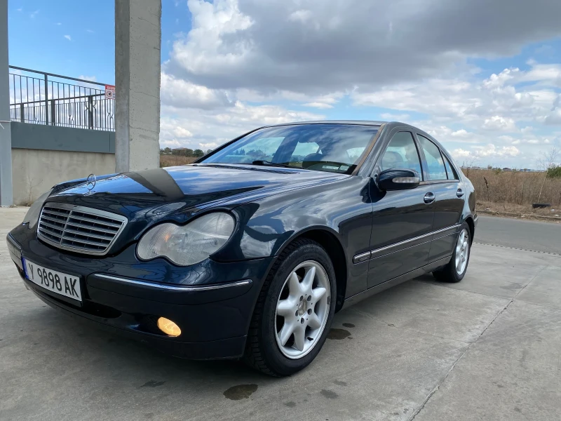 Mercedes-Benz C 200 Газова уредба, снимка 1 - Автомобили и джипове - 47302537