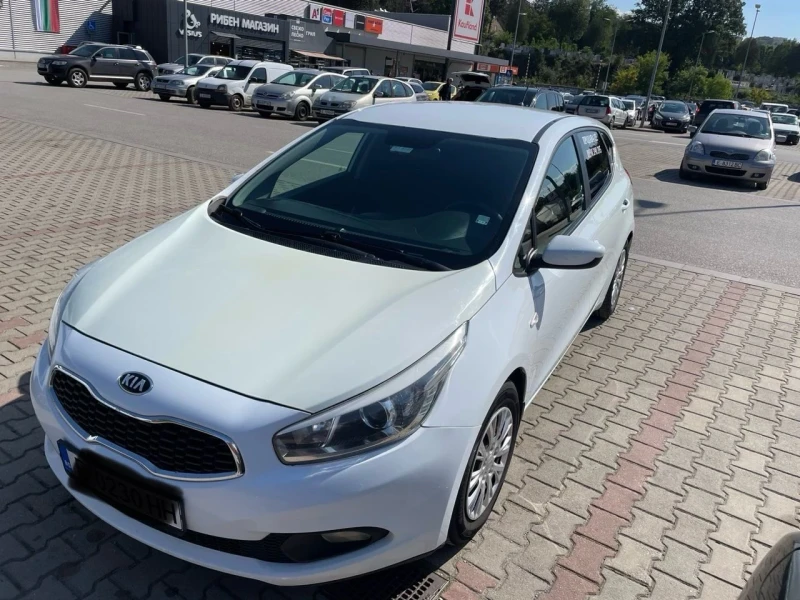 Kia Ceed КИА СИИТ 1.4 / 16 v / 100 к.с, снимка 2 - Автомобили и джипове - 47330861