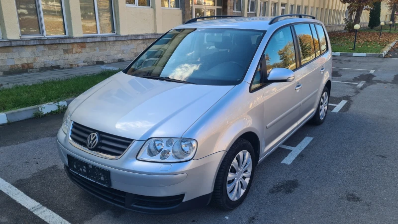 VW Touran 1.9 TDI 105 Automat, снимка 2 - Автомобили и джипове - 47998711