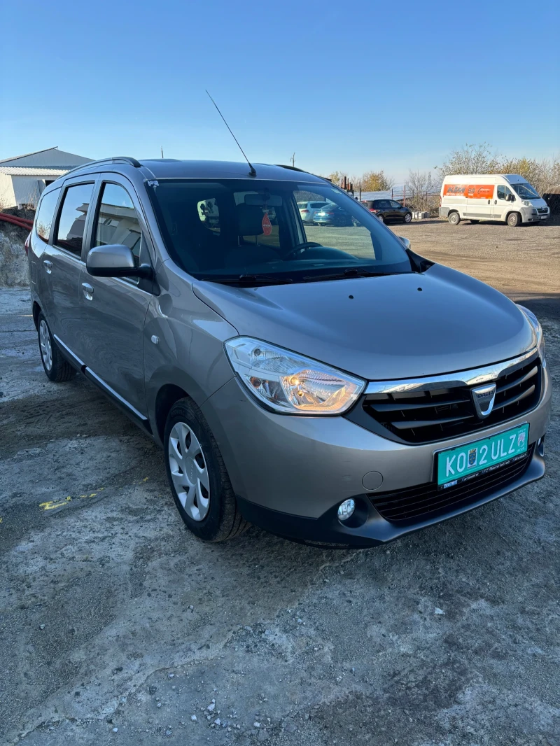 Dacia Lodgy 1.2, снимка 6 - Автомобили и джипове - 48677714